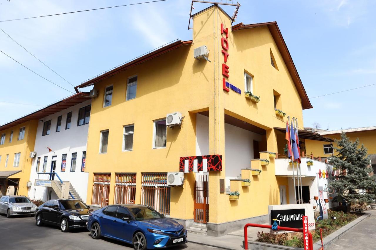 No Problem Hotel Jerevan Buitenkant foto