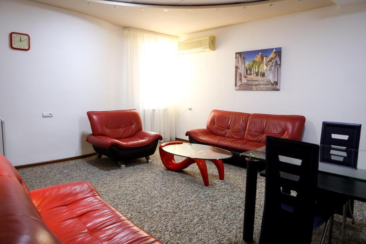 No Problem Hotel Jerevan Buitenkant foto