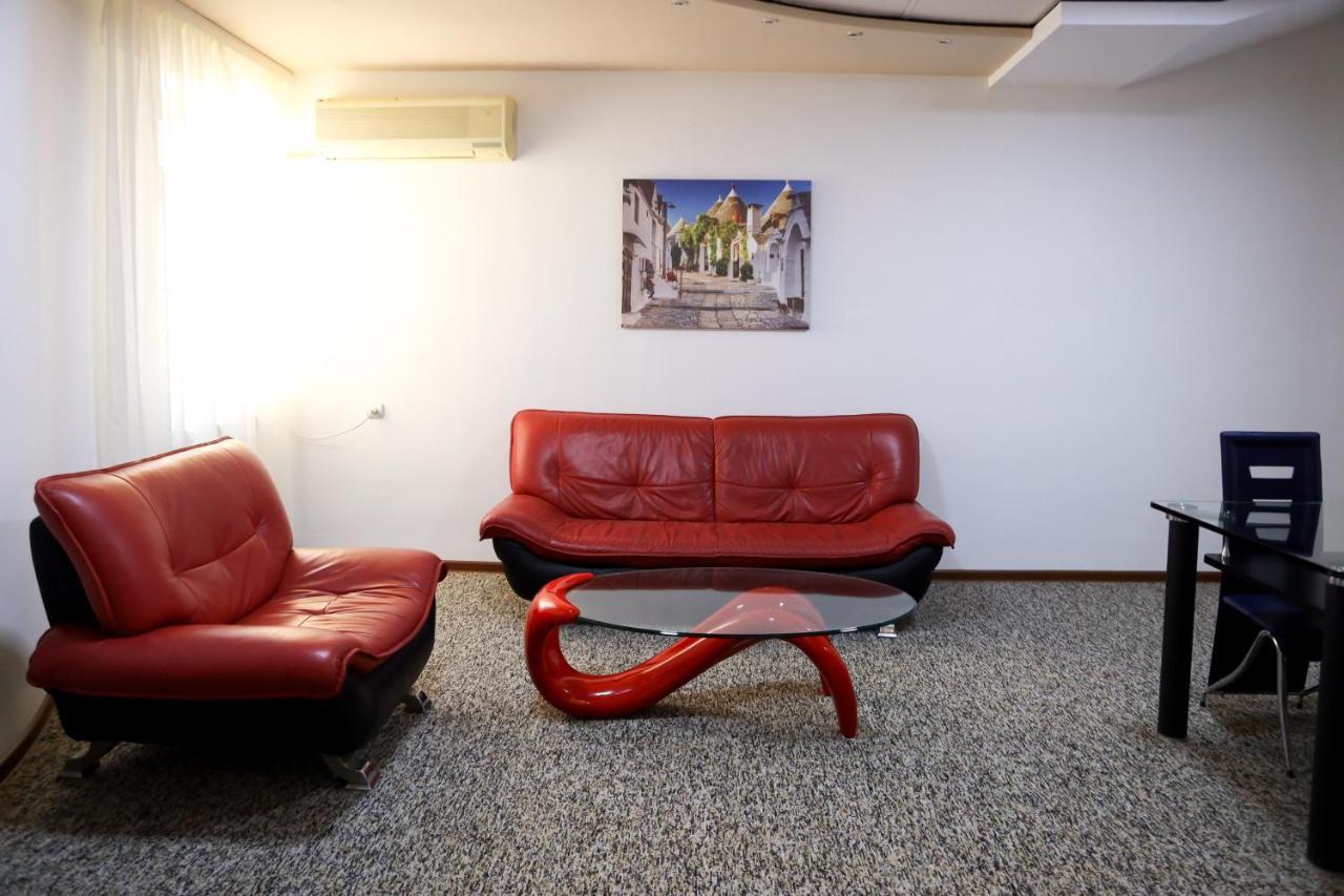 No Problem Hotel Jerevan Buitenkant foto