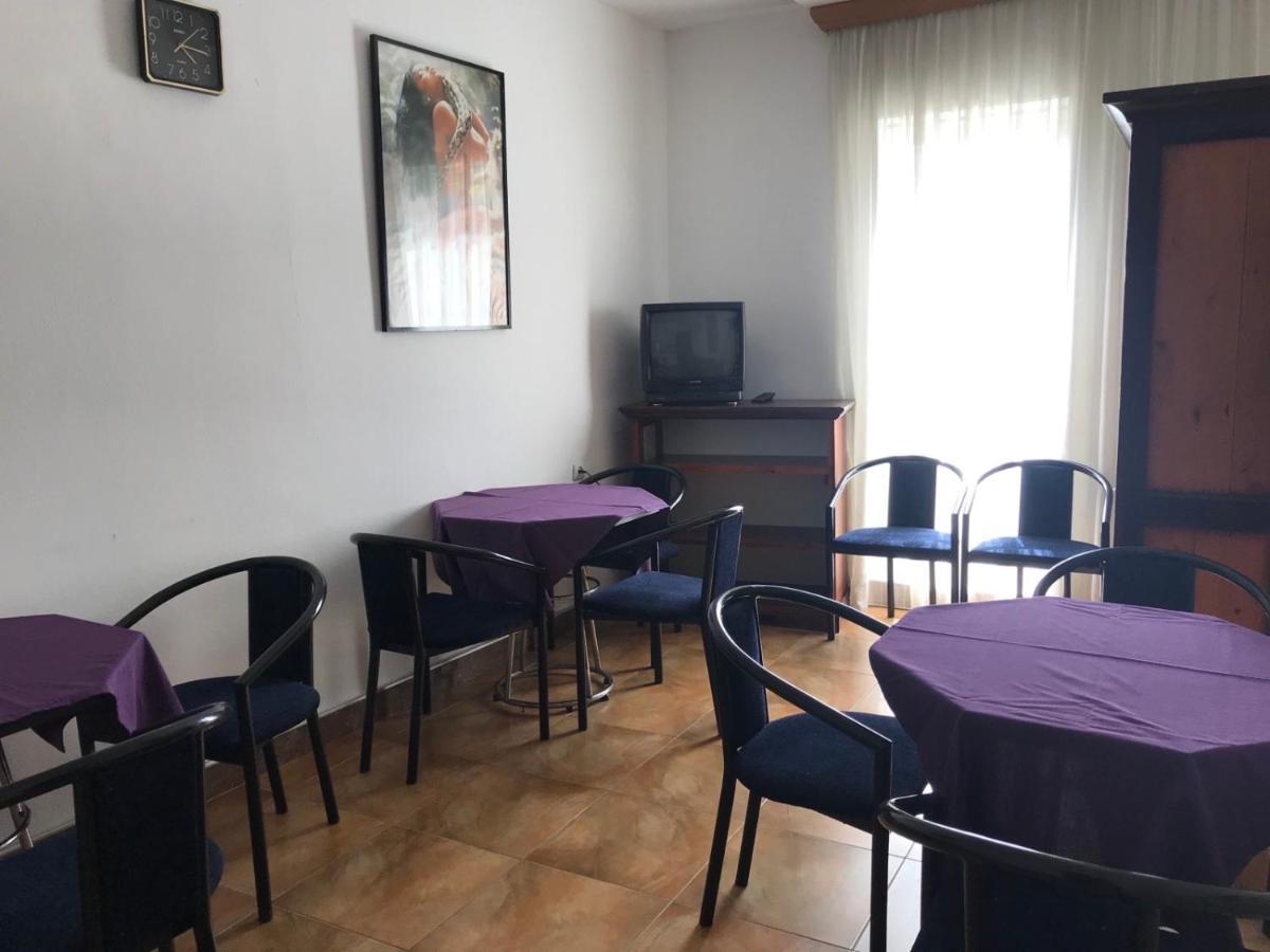 No Problem Hotel Jerevan Buitenkant foto