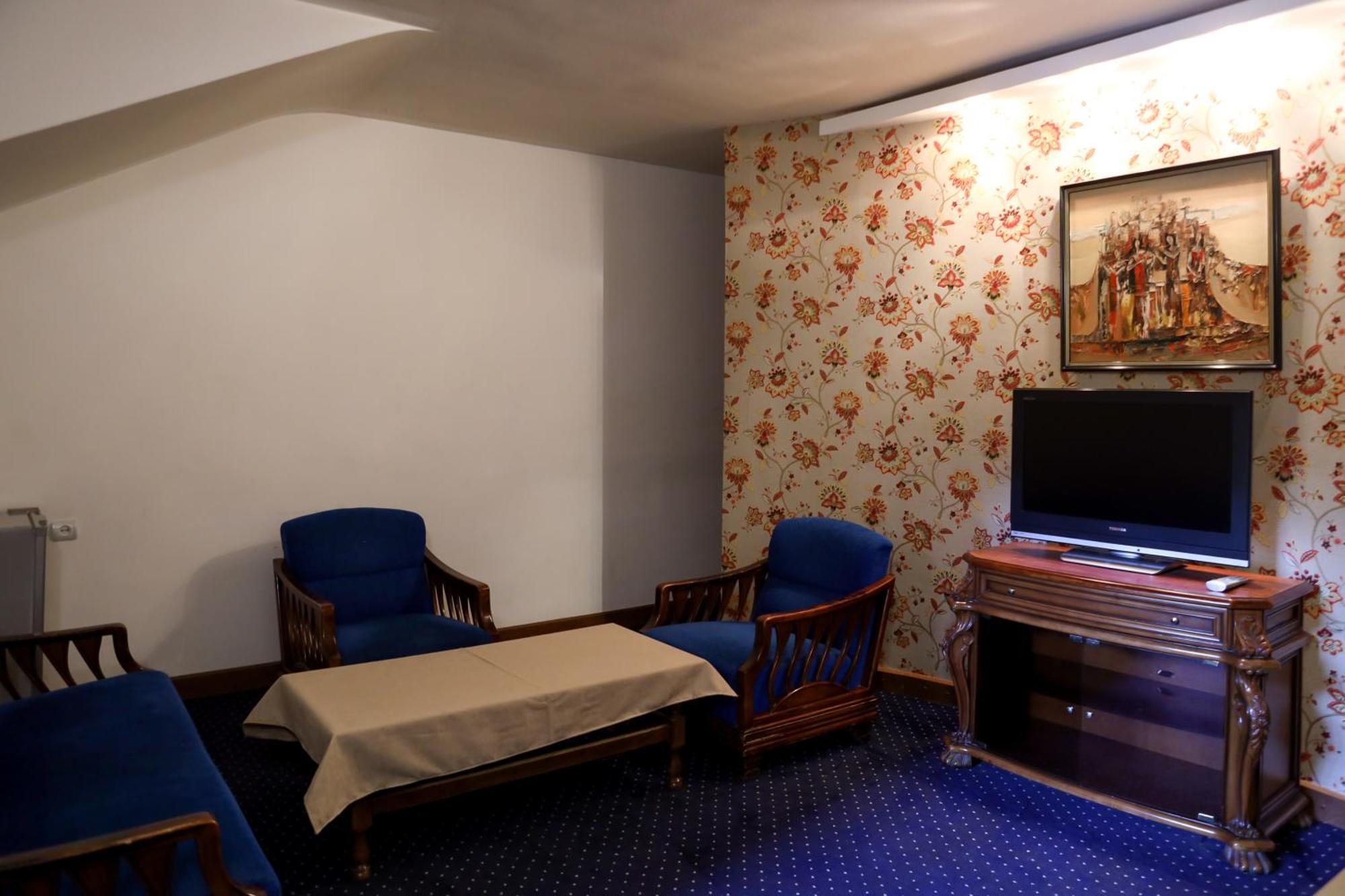 No Problem Hotel Jerevan Buitenkant foto
